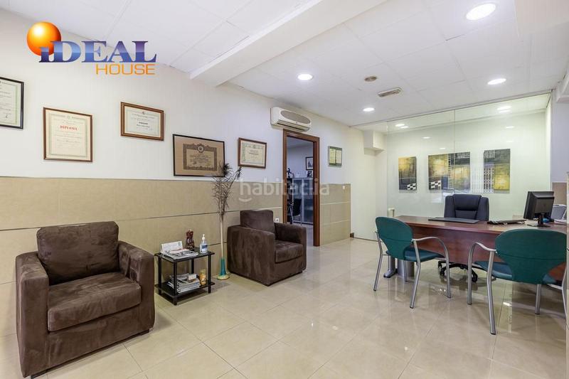 Foto f21db147-cce9-4487-8230-d832e48e85e5. Office space in Plaza de Toros Granada