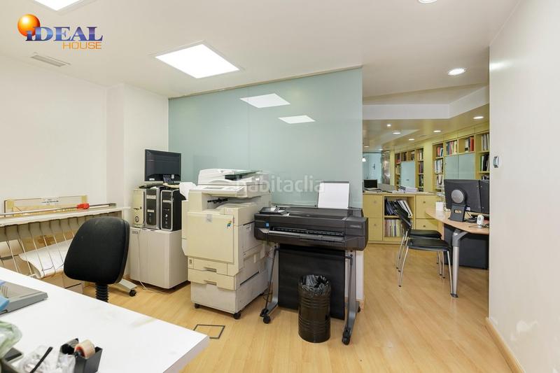 Foto 1cc55bea-a8d9-42ab-b263-35e53e045b07. Locale commerciale in San Matías - Realejo Granada