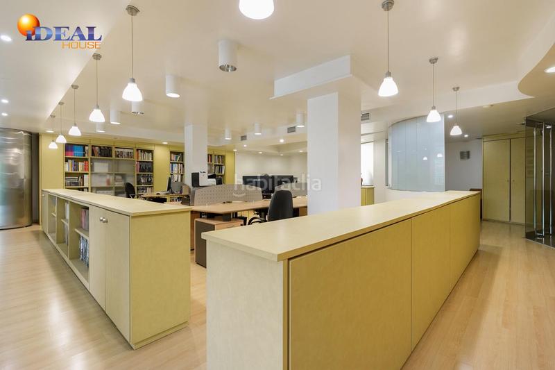 Foto 82320d17-aaf0-4ba1-9118-0410fe06d933. Locale commerciale in San Matías - Realejo Granada