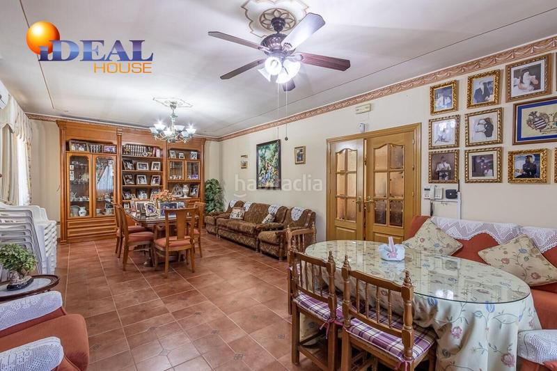 Foto 47ab5bc6-3c80-4f58-aedd-601f4c64e082. Chalet oportunidad! casa y nave en santa fé en Santa Fe
