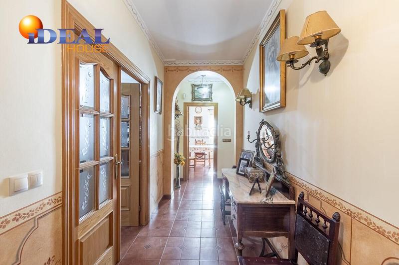 Foto cf069148-c2e3-47ab-8739-96c5bbe7971e. Chalet oportunidad! casa y nave en santa fé en Santa Fe