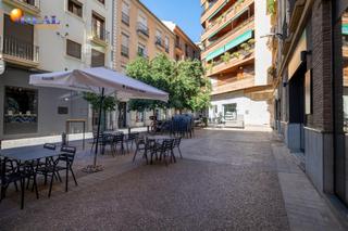 Maison à Cervantes. Casa exclusiva junto a acera del darro. pleno centro de granada.