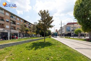 Terreny residencial a Poniente. Solar junto a fernando de los rios. armilla. terciario oficina,
