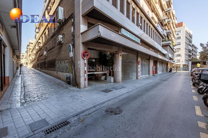 Foto 0ef4fdbb-06e2-4296-a88e-c30e63965067. Locale commerciale in Centro - Sagrario Granada