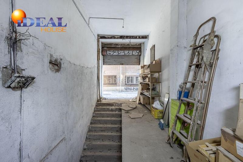 Foto 8c18a854-0c1e-4851-b714-18b20b858d70. Locale commerciale in Centro - Sagrario Granada