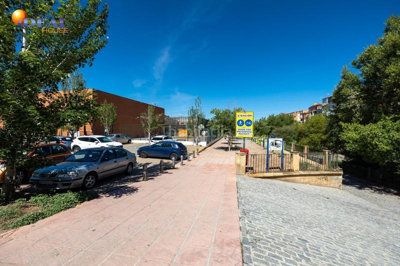 Foto a20ec64c-009d-4634-bab6-7554e06e1416. Rural plot in Cenes de la Vega