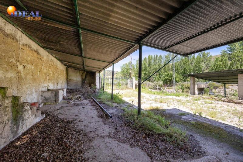 Foto ee7c4a30-055a-4482-be7b-cd9a198f891b. Rural plot in Cenes de la Vega