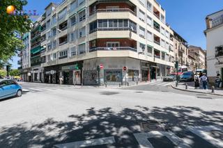 Parking coche en San Ildefonso