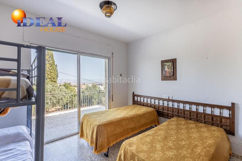 Foto 3fa46a40-c0be-4c2a-b804-3ae30a8541c8. Casa  señorial con terreno en Dílar