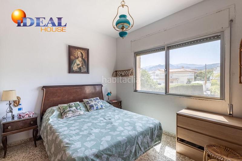 Foto a357211f-eaa0-40fc-af4d-1ad0f810bcbf. Casa  señorial con terreno en Dílar
