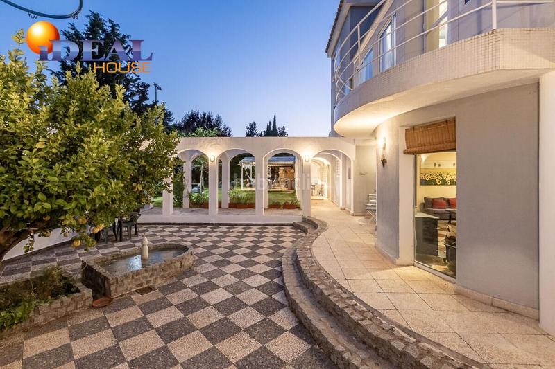 Foto b3266517-920a-42ae-a1da-7c2dce0becb6. Chalet exclusiva casa premium en el parque del cubillas! en Albolote
