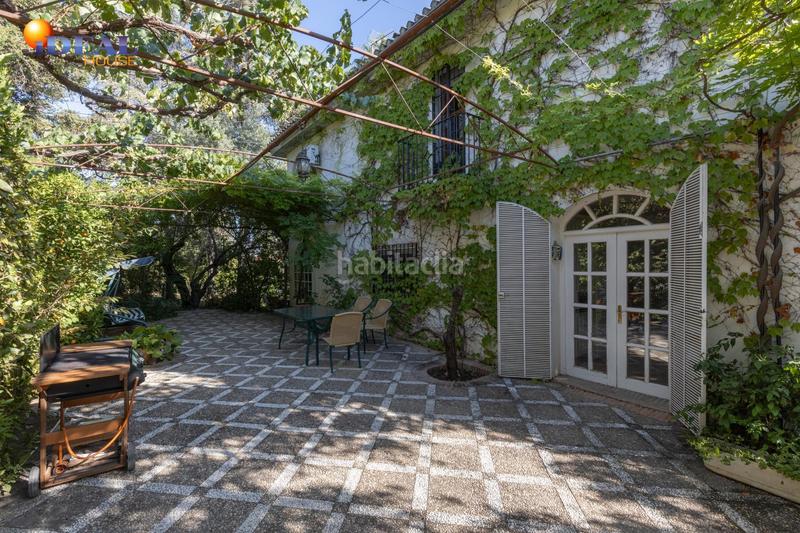 Foto baa70b2e-0190-44d1-8585-aaf314c2ab9e. Chalet magnifico chalet con amplios jardines y piscina en cortijo del aire! en Albolote