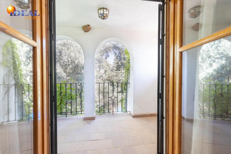 Foto ed591788-982d-47ab-9d89-d979a12e09c4. Chalet magnifico chalet con amplios jardines y piscina en cortijo del aire! en Albolote