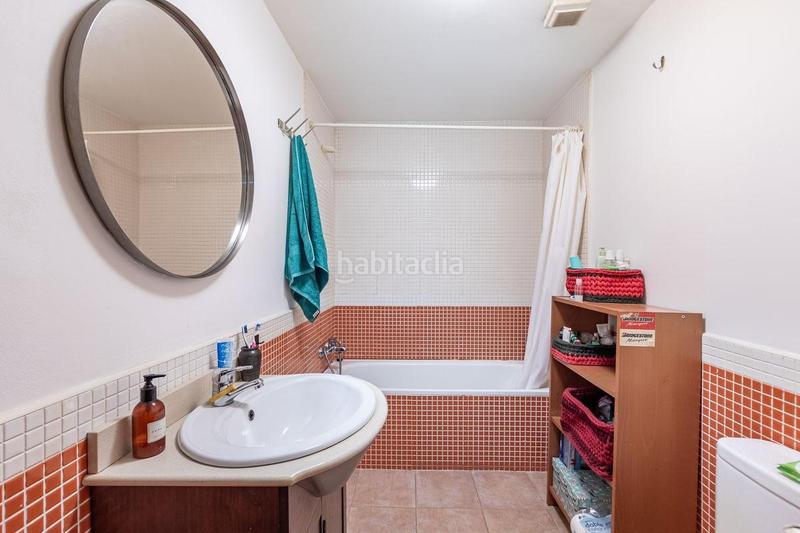 Foto b7f55d98-ce89-45f7-b30d-d188f8bd7fb0. Pis a calle fuente del tesoro 54 a Zona media Sierra Nevada