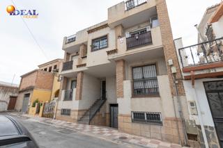Dachwohnung in Calle felix rguez fuente 14. Estupendo ático en la mejor zona de churriana