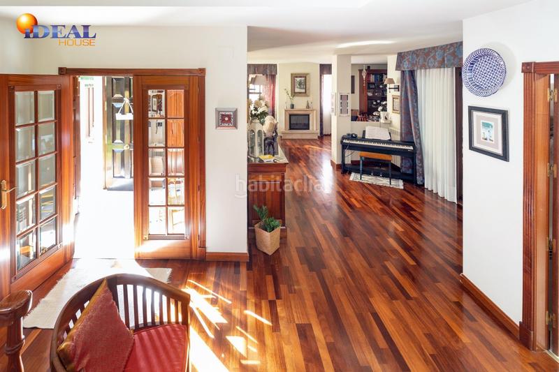 Foto 0c7492fa-01b5-45a5-9d6f-3f94eba514ef. Chalet casa de ensueño a un paso del centro de granada! en Ogíjares
