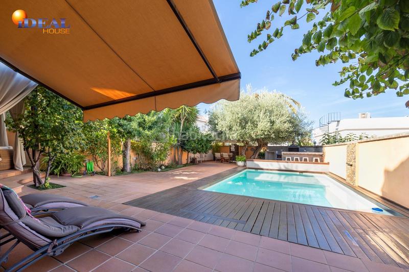 Foto 94f4440a-7f0d-4468-b638-b76eb364696d. Chalet casa de ensueño a un paso del centro de granada! en Ogíjares