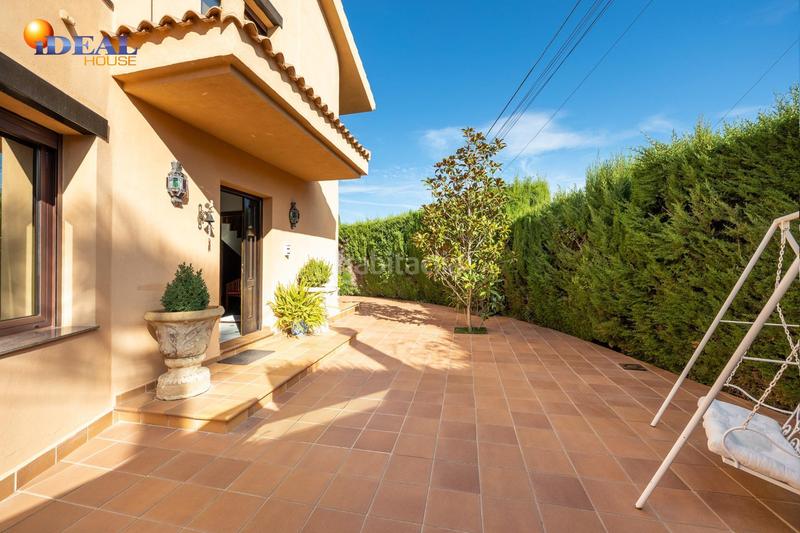 Foto b02b988a-f16c-4462-a304-7f2fd2876535. Chalet casa de ensueño a un paso del centro de granada! en Ogíjares