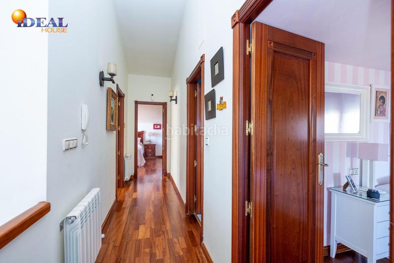 Foto d4c70d42-b68f-4189-acb6-b2a3114bfc89. Chalet casa de ensueño a un paso del centro de granada! en Ogíjares