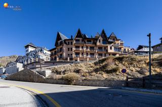 Apartament  Calle de la fuente del tesoro. Precioso duplex en sierra nevada
