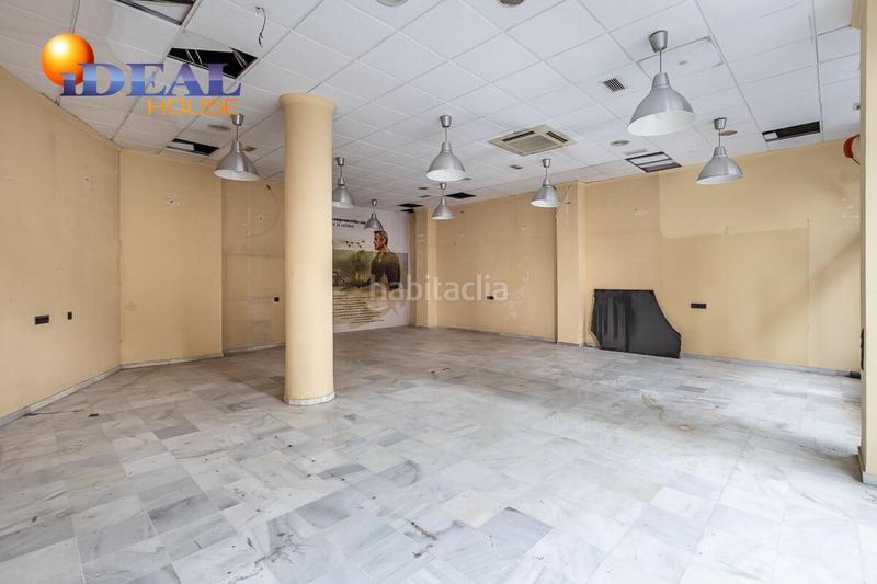 Foto 93292e1e-ca6f-4d34-8908-31b6df0fc129. Locale commerciale in Camino de Ronda Granada