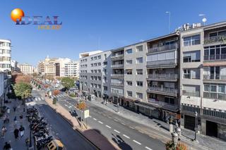 Appartement à Fígares. Piso en acera del darro