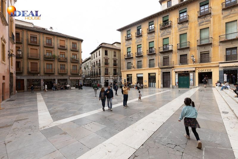 Foto 36d53db6-5d53-443d-9757-31829c7f5498. Ático oportunidad única en el corazón ! en Centro - Sagrario Granada