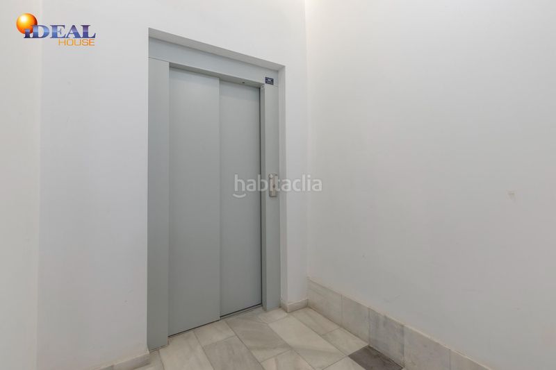 Foto a2fa9d79-f145-4e93-aff1-96fa3efe3bce. Ático oportunidad única en el corazón ! en Centro - Sagrario Granada