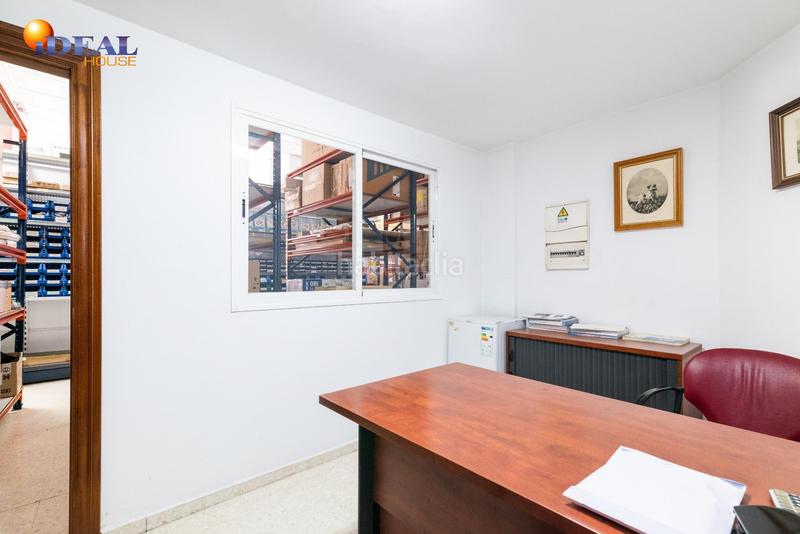 Foto 55bab110-1dc1-4a3b-b109-7084cd97837c. Locale commerciale in calle pdta francisco javier cob 18 in Granada