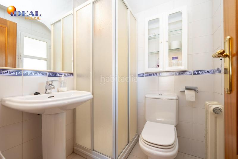 Foto 47fe7280-6017-4d5e-a106-b97c6d60db57. Casa adosada espectacular casa ubicada en el exclusivo barrio de albayda, diseñada con una distribución funcional en Granada