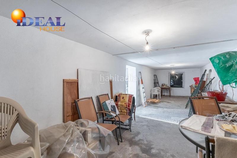 Foto 0805d9c0-ff5f-4681-84d2-fb967af43600. Casa chalet en una sola planta con parcela en el barrio en Monachil
