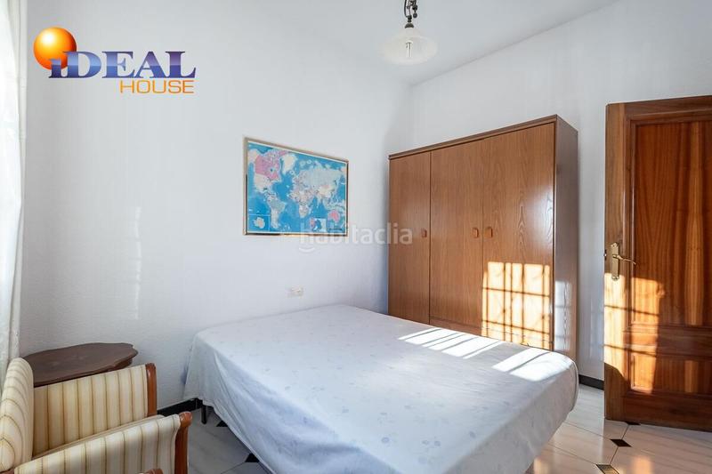 Foto 9d9e5d77-e8b1-46ab-9e28-8c84764ae182. Casa chalet en una sola planta con parcela en el barrio en Monachil
