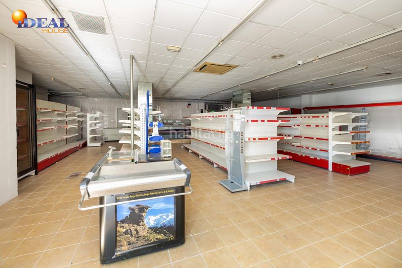 Foto 5c73a3ca-f2a8-4101-a042-9ddb03edf033. Local comercial a Gójar