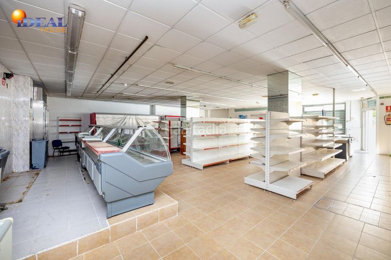 Foto f723b5ec-c49d-49fc-83ea-033d5b50686b. Local comercial a Gójar