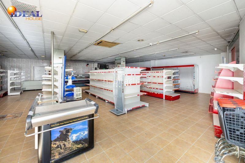 Foto fcb09b6c-8f4d-498d-8be0-7ccbd9f6cf27. Local comercial a Gójar
