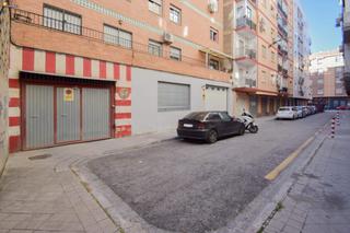 Parking coche  Calle marqués de mondéjar. Aparcamiento centrico