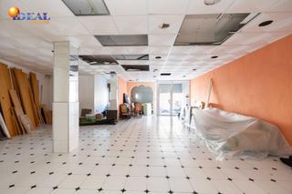 Local Comercial a Gójar. Local de 130 m2, diafano en gojar, cerca del centro, en zona res