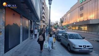 Local Comercial en Calle Acera del Darro