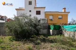 Terreny residencial a Jun. Haz la vivienda de tus sueños a un paso de granada