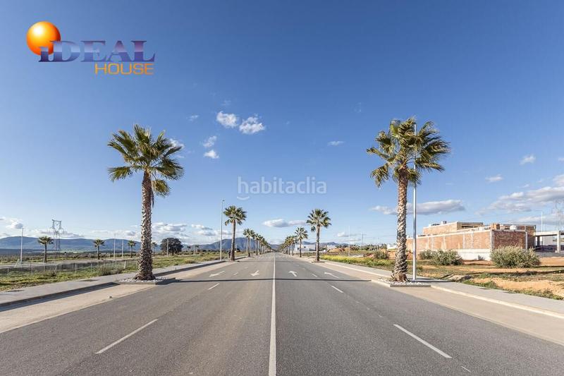 Foto 8b436f2e-77fb-48ca-8199-d4c3bf7fc0c4. Wohngrundstück in calle katherine freese 15 in Calicasas