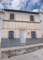 Casa a Íllora. Gran oportunidad en el centro de íllora!