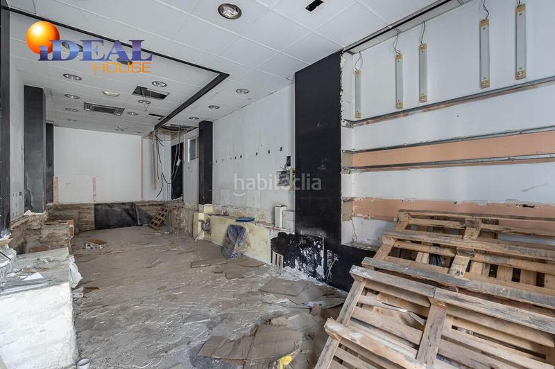 Foto 23b6cf73-71ac-4513-9742-b3e0f97751b5. Local comercial local en carrera de la virgen en San Matías - Realejo Granada