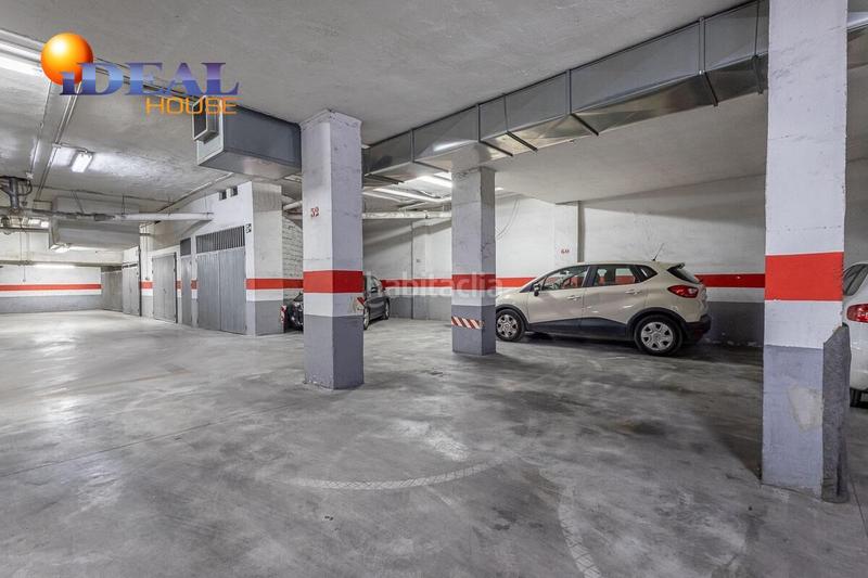 Foto bb33e21c-2467-409b-a4aa-9748f8d56cd3. Aparcament cotxe a Fígares Granada