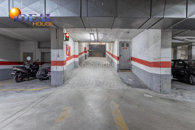 Foto ddd4c1c8-7a90-417b-98b4-153feeecfdb6. Aparcament cotxe a Fígares Granada