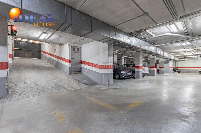 Foto f9f8ad9e-f90c-443a-868f-a5169d0f3da9. Aparcament cotxe a Fígares Granada