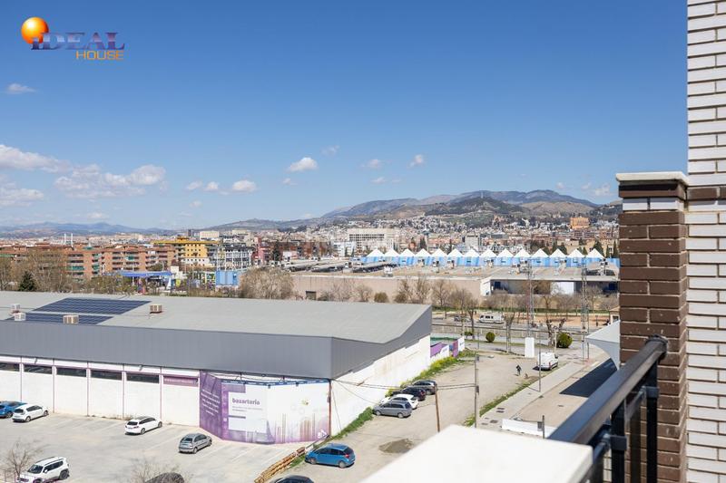 Foto 105950a8-ae50-4f98-b5e9-f5cb169a4318. Àtic amb aparcament piscina a Campus de la Salud Armilla