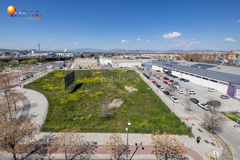 Foto ce74243e-1fd6-4aef-a651-5d91be43e273. Àtic amb aparcament piscina a Campus de la Salud Armilla