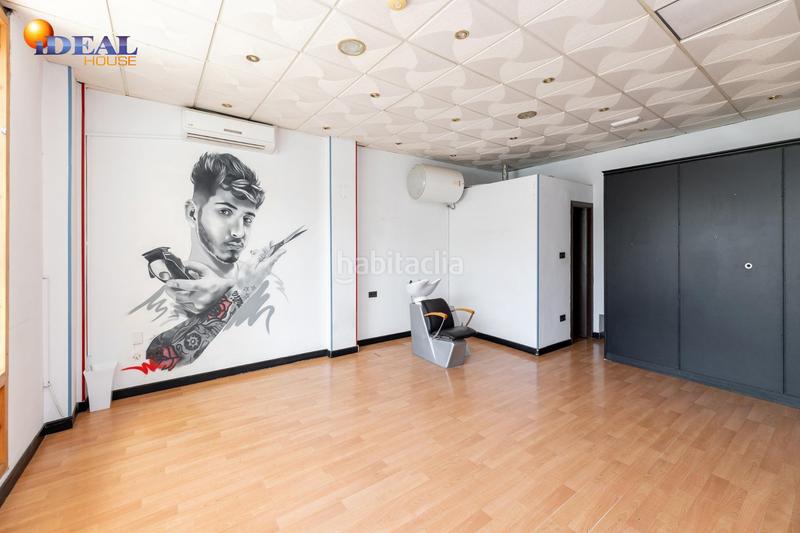 Foto 72cc6f63-fb4c-416c-81de-43716201bfdc. Local comercial a parque nueva Granada Granada