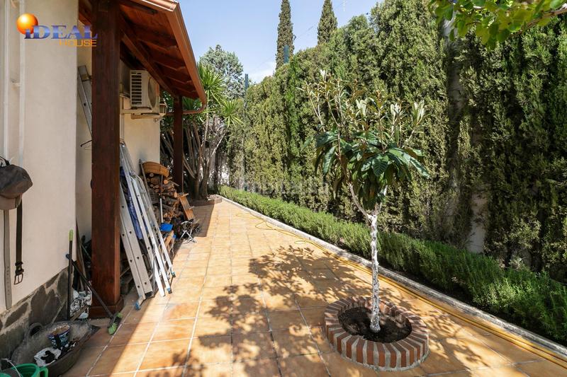 Foto 6aeea1ed-974d-4a4c-8eec-244686aa2be5. Chalet se vende espectacular chalet en monteluz en Peligros