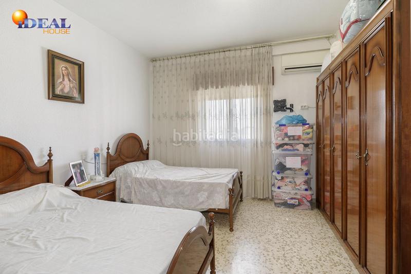 Foto bbc440b4-dab0-43e2-86d0-e9c26dc8ec0c. Local commercial dans Atarfe